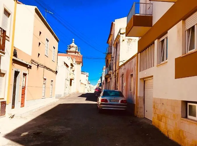 Roof View House - Village Peniche